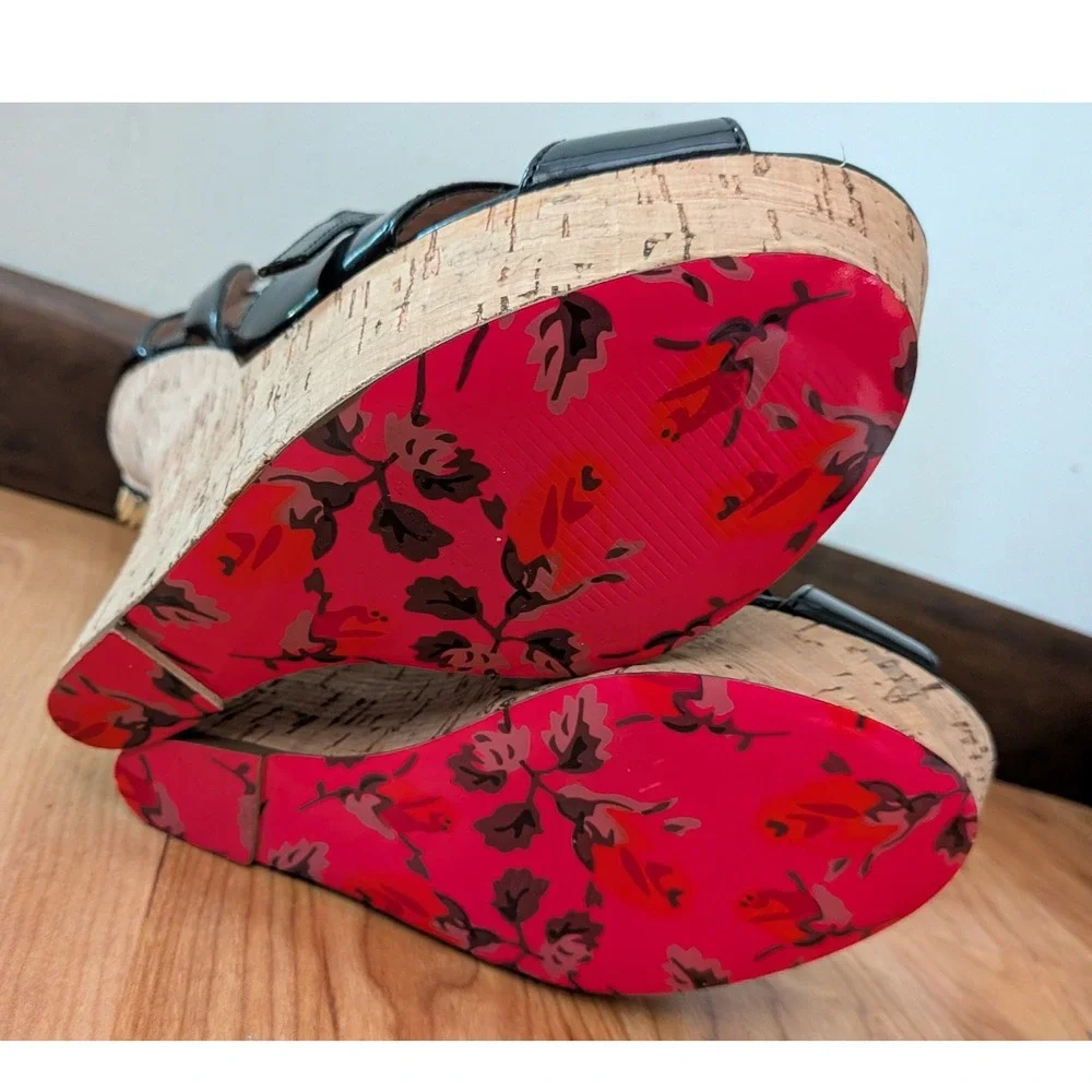 Betsey Johnson Madelin Wedge 8M Punk Rockabilly Edgy Spike Platform Heel Goth